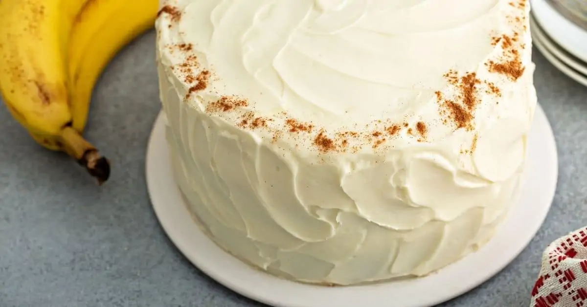 Banana Cream Pie Cake - Wood & Spoon